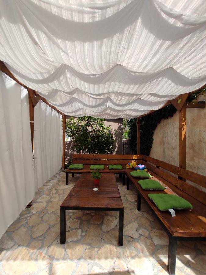 Apartmani Amans بولا المظهر الخارجي الصورة